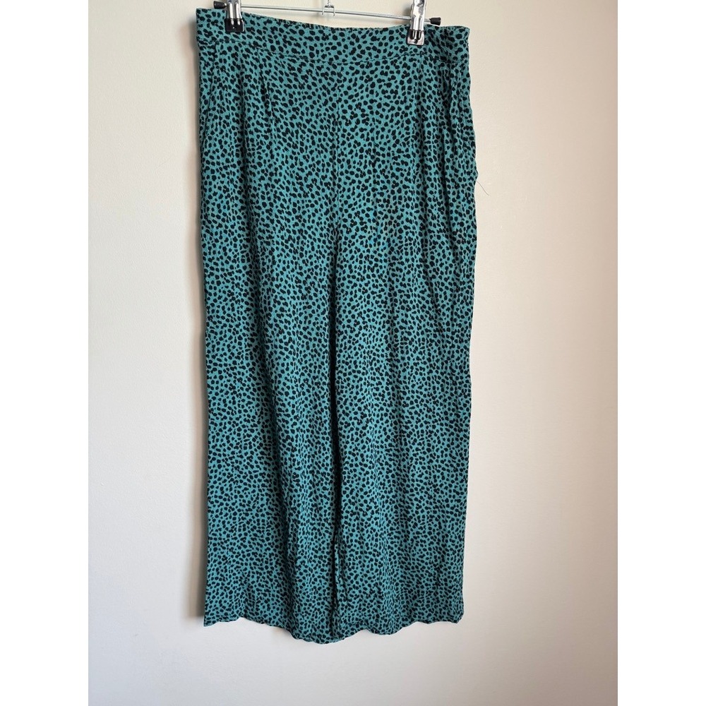 MINKPINK Cheetah Print Wide Leg Crop Pants Small Green Black Boho Chic Resort